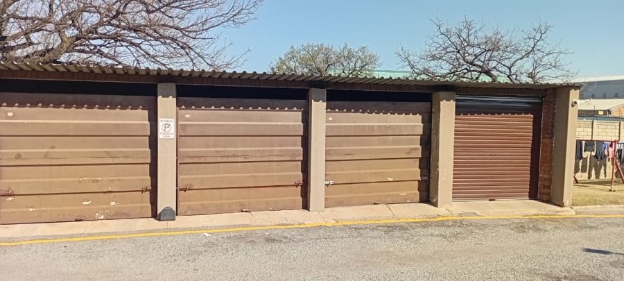 2 Bedroom Property for Sale in Sasolburg Ext 2 Free State